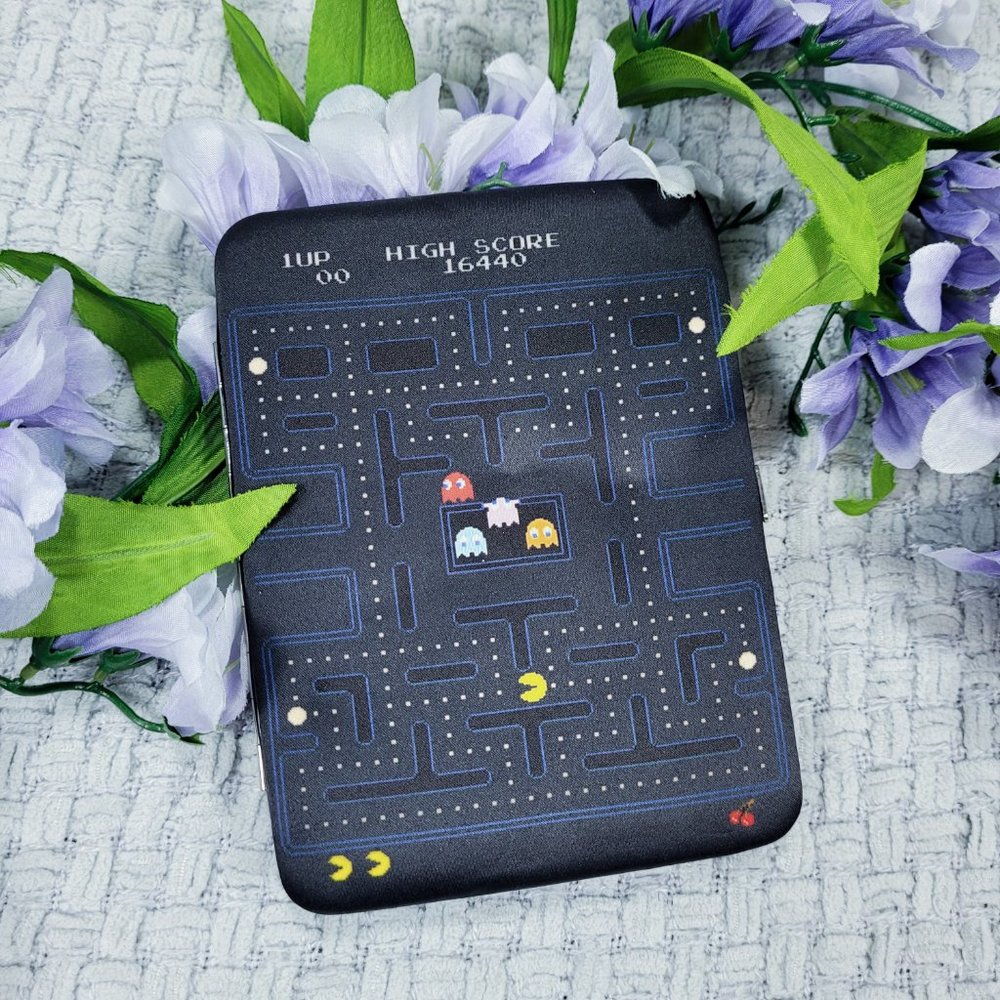 Bandai Pacman Retro Arcade Game Clutch Hinge Wallet Black